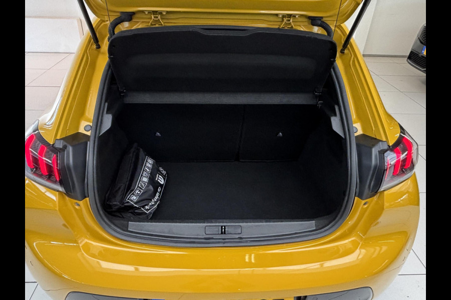 Peugeot 208 1.2 PureTech Allure Pack Navigatie | Achteruitrijcamera | Cruise Control