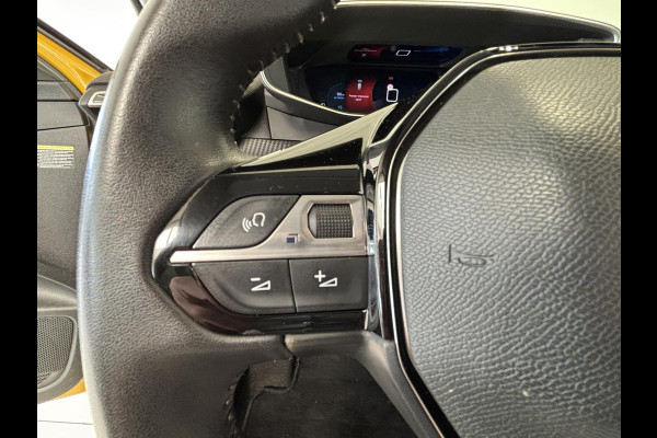 Peugeot 208 1.2 PureTech Allure Pack Navigatie | Achteruitrijcamera | Cruise Control