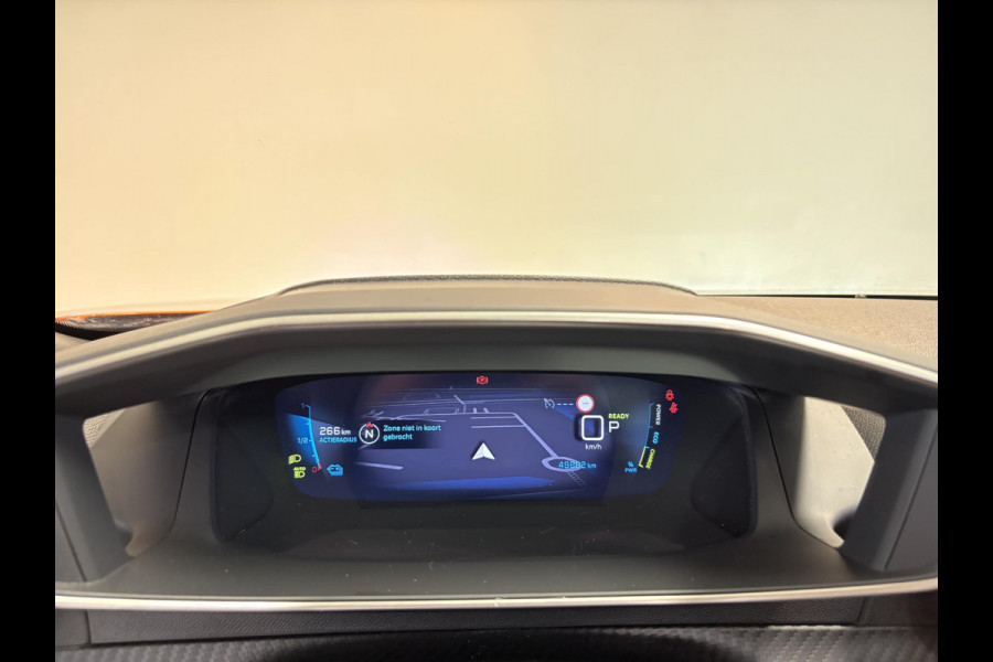 Peugeot e-2008 EV GT 50 kWh Panoramadak | Stoelverwarming | Navigatie | Android auto / Apple carplay Peugeot e-2008 EV GT 50 kWh Panoramadak | Stoelverwarming | Navigatie | Android auto / Apple carplay