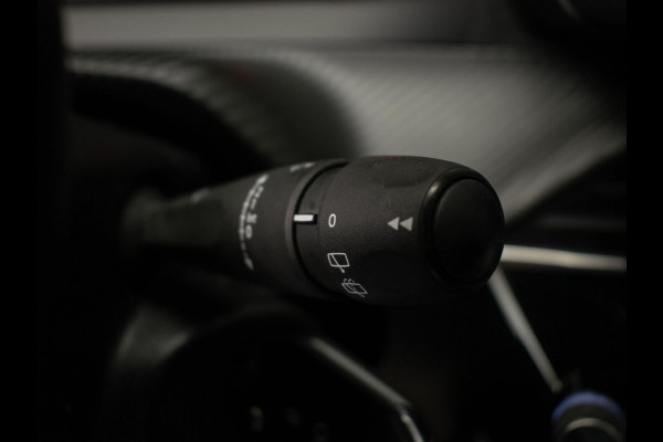 Peugeot 208 1.2 PureTech Blue Lease Active Sport (APPLE CARPLAY,NAVI,CRUISE,CLIMATE,PDC,LED,SPORTSTOELEN,NETTE STAAT)