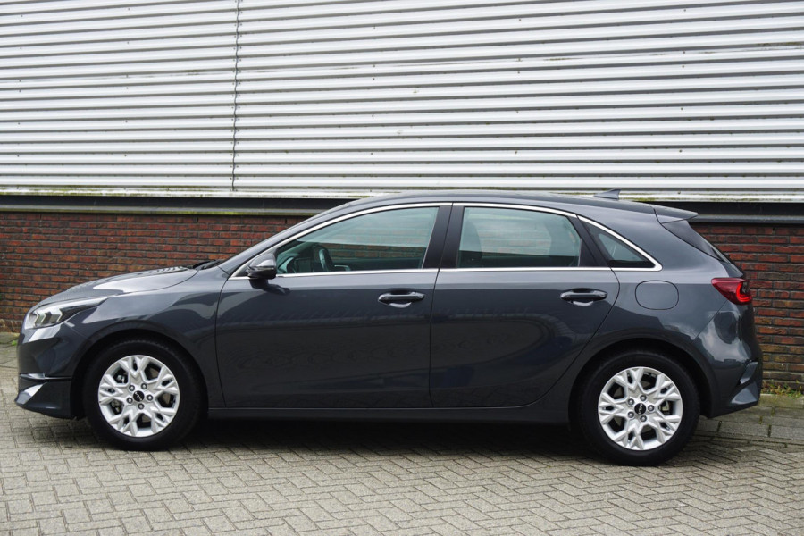 Kia Ceed 1.0 T-GDi 120PK DynamicLine/Geen Importauto/ All-Seasonbanden.