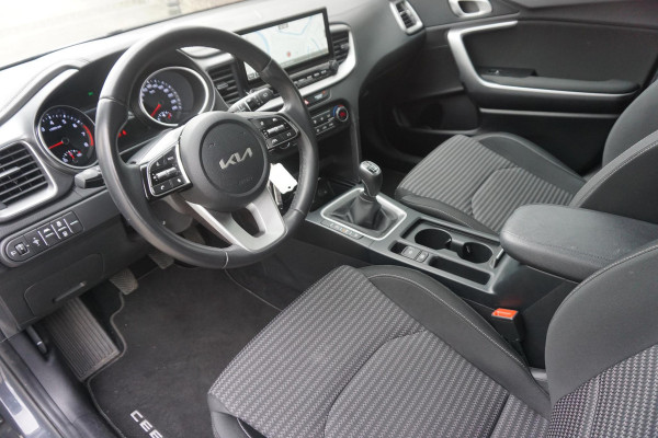 Kia Ceed 1.0 T-GDi 120PK DynamicLine/Geen Importauto/ All-Seasonbanden.