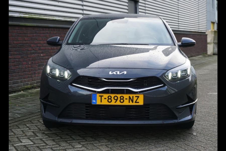 Kia Ceed 1.0 T-GDi 120PK DynamicLine/Geen Importauto/ All-Seasonbanden.