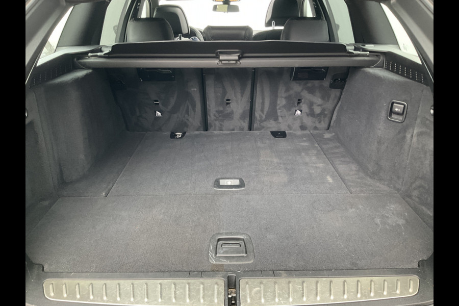 BMW 5 Serie 530D M-sport 6-Cilinder Pano Trekhaak HUD 360cam Standkachel Sfeerverl NL-Auto VOL!