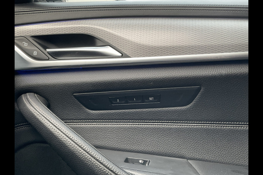 BMW 5 Serie 530D M-sport 6-Cilinder Pano Trekhaak HUD 360cam Standkachel Sfeerverl NL-Auto VOL!