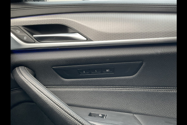 BMW 5 Serie 530D M-sport 6-Cilinder Pano Trekhaak HUD 360cam Standkachel Sfeerverl NL-Auto VOL!
