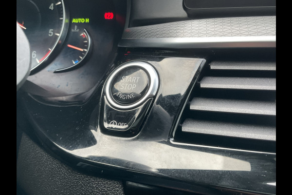 BMW 5 Serie 530D M-sport 6-Cilinder Pano Trekhaak HUD 360cam Standkachel Sfeerverl NL-Auto VOL!