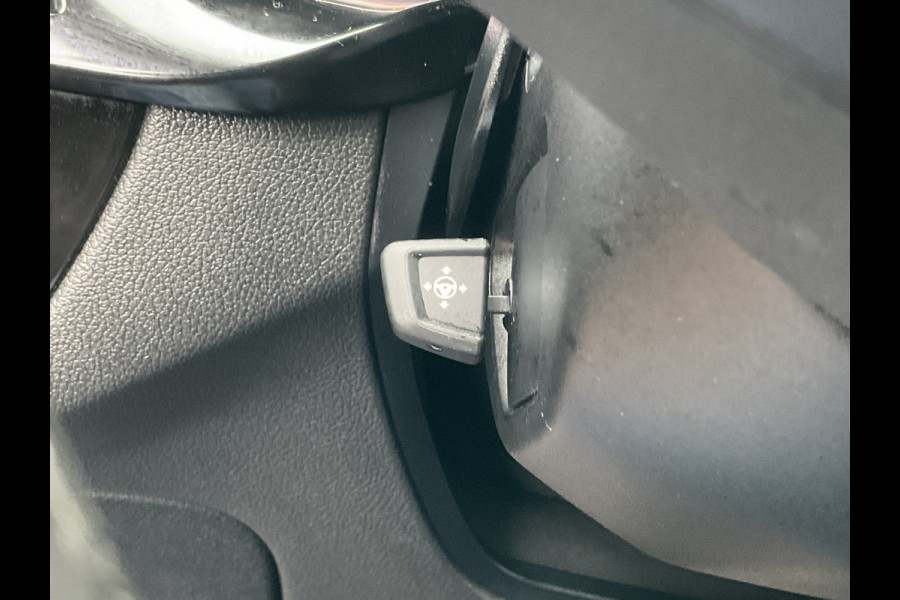 BMW 5 Serie 530D M-sport 6-Cilinder Pano Trekhaak HUD 360cam Standkachel Sfeerverl NL-Auto VOL!