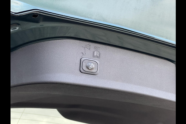 Ford Kuga 1.5 EcoBoost Titanium 150pk | Trekhaak | 2.000kg trekgewicht | Winterpack