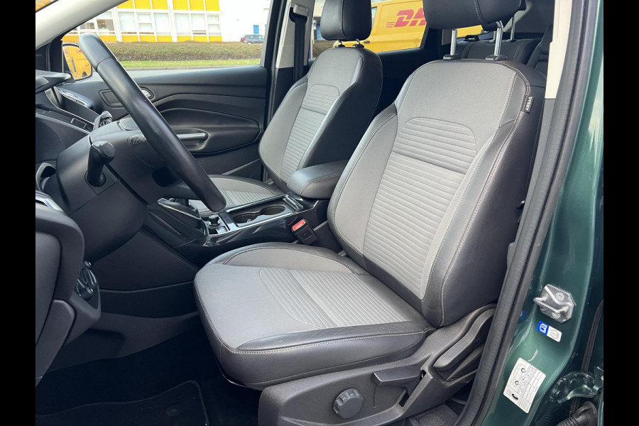 Ford Kuga 1.5 EcoBoost Titanium 150pk | Trekhaak | 2.000kg trekgewicht | Winterpack