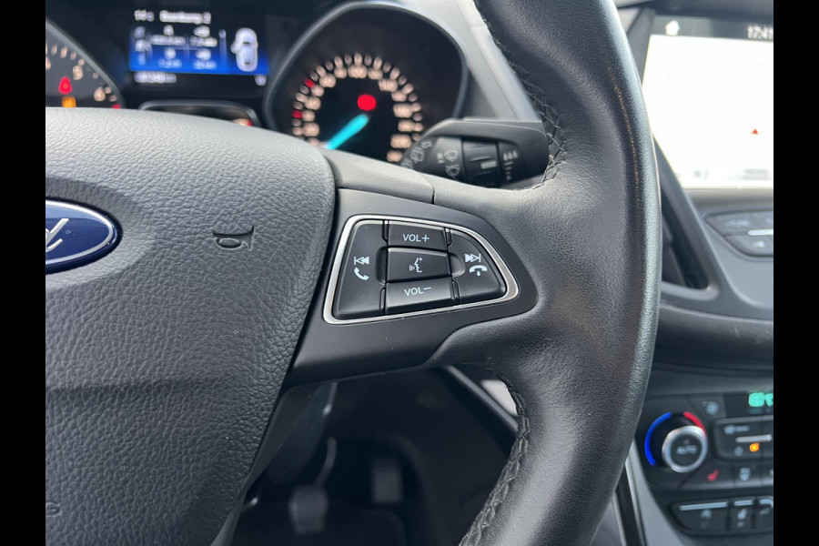 Ford Kuga 1.5 EcoBoost Titanium 150pk | Trekhaak | 2.000kg trekgewicht | Winterpack