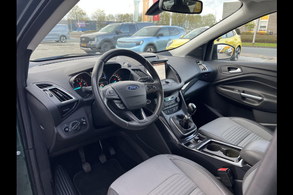 Ford Kuga 1.5 EcoBoost Titanium 150pk | Trekhaak | 2.000kg trekgewicht | Winterpack