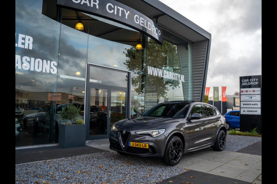 Alfa Romeo Stelvio 2.9 V6 AWD Quadrifoglio 510PK / Pano / Carbon / H&K / Memory