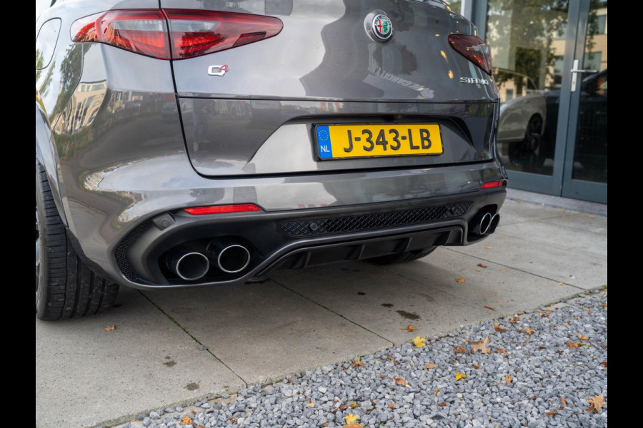 Alfa Romeo Stelvio 2.9 V6 AWD Quadrifoglio 510PK / Pano / Carbon / H&K / Memory