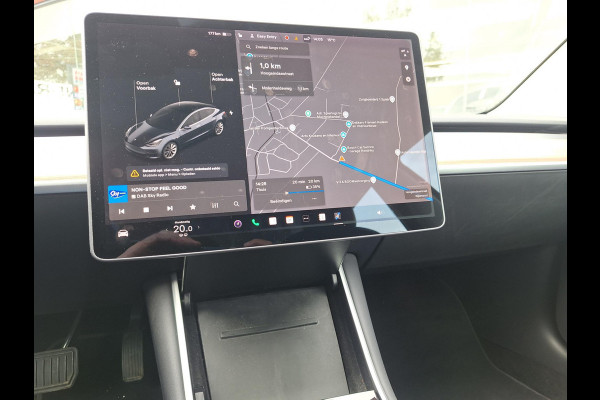 Tesla Model 3 Long Range AWD 75 kWh | Trekhaak | Autopilot | occasion Tesla Model 3 Long Range AWD 75 kWh | Trekhaak | Autopilot | occasion