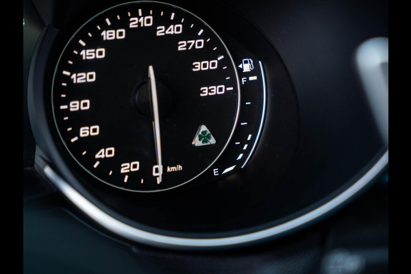 Alfa Romeo Stelvio 2.9 V6 AWD Quadrifoglio 510PK / Pano / Carbon / H&K / Memory