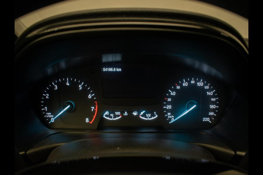 Ford Fiesta 1.1 Sport (APPLE CARPLAY,NAVI,LED,PDC,LANE ASSIST,DAB,BLUETOOTH,SPORTSTOELEN,LM VELGEN,NIEUWE APK,NETTE STAAT)