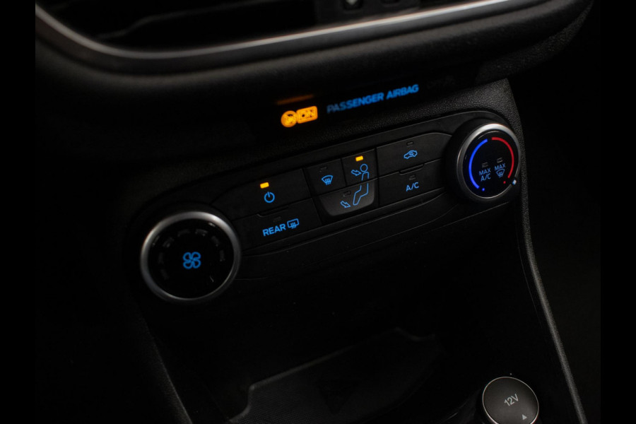 Ford Fiesta 1.1 Sport (APPLE CARPLAY,NAVI,LED,PDC,LANE ASSIST,DAB,BLUETOOTH,SPORTSTOELEN,LM VELGEN,NIEUWE APK,NETTE STAAT)