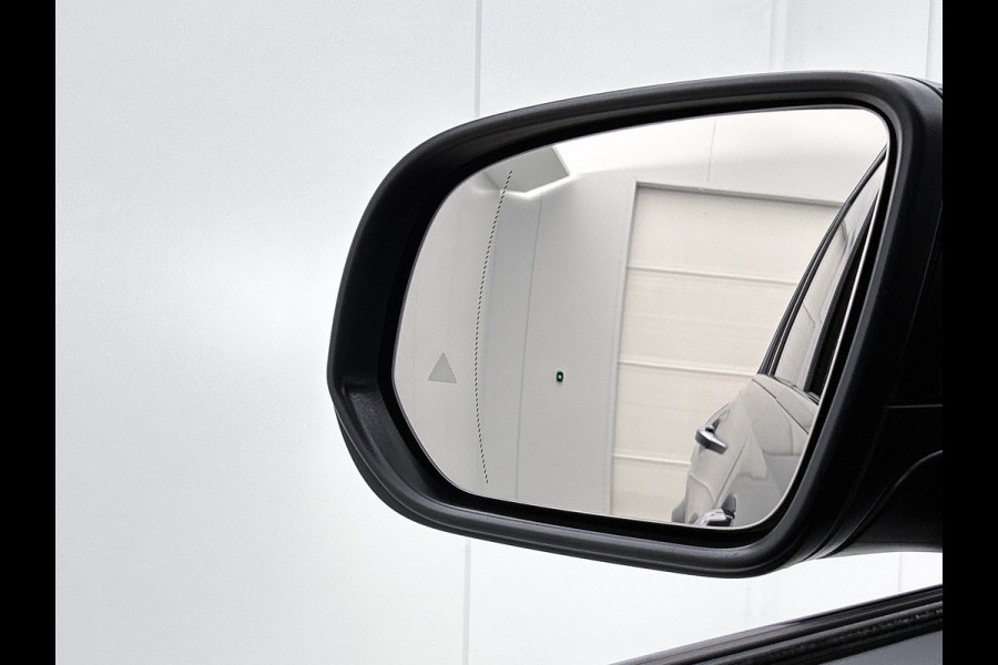 Mercedes-Benz GLE 400 e 4MATIC AMG Plug-In Hybride AMG Line | Night Pakket | Panorama Schuif-Kanteldak | Trekhaak | Alarm Klasse 3 | AC en DC Laden | Magic Vision Control. Inclusief 24 maanden MB Certified garantie voor Europa.