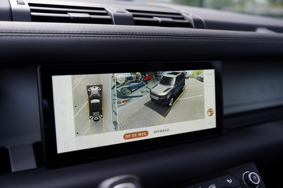 Land Rover Defender 110 P 400 E HSE 6 Persoons Panoramaroof Side Steps