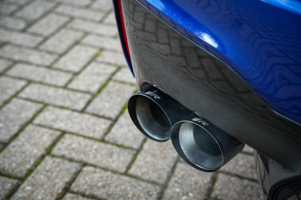 BMW 5 Serie M5 F90 Schuifdak Marina Blue 22'' Vossen Downpipe BMW 5 Serie M5 F90 Schuifdak Marina Blue 22'' Vossen Downpipe