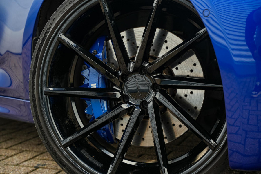 BMW 5 Serie M5 F90 Schuifdak Marina Blue 22'' Vossen Downpipe BMW 5 Serie M5 F90 Schuifdak Marina Blue 22'' Vossen Downpipe