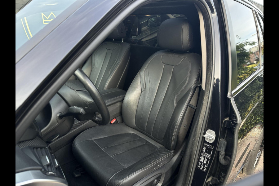 BMW X5 xDrive30d Panoramadak Cruise Clima Leer Stoelverw. 20''LM Trekhaak Grijskenteken BMW X5 xDrive30d Panoramadak Cruise Clima Leer Stoelverw. 20''LM Trekhaak Grijskenteken