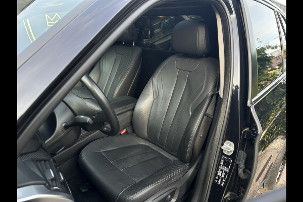 BMW X5 xDrive30d Panoramadak Cruise Clima Leer Stoelverw. 20''LM Trekhaak Grijskenteken BMW X5 xDrive30d Panoramadak Cruise Clima Leer Stoelverw. 20''LM Trekhaak Grijskenteken
