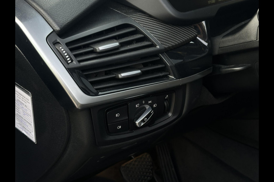 BMW X5 xDrive30d Panoramadak Cruise Clima Leer Stoelverw. 20''LM Trekhaak Grijskenteken BMW X5 xDrive30d Panoramadak Cruise Clima Leer Stoelverw. 20''LM Trekhaak Grijskenteken