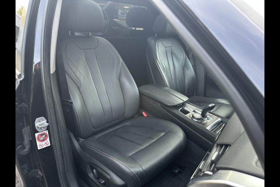 BMW X5 xDrive30d Panoramadak Cruise Clima Leer Stoelverw. 20''LM Trekhaak Grijskenteken BMW X5 xDrive30d Panoramadak Cruise Clima Leer Stoelverw. 20''LM Trekhaak Grijskenteken