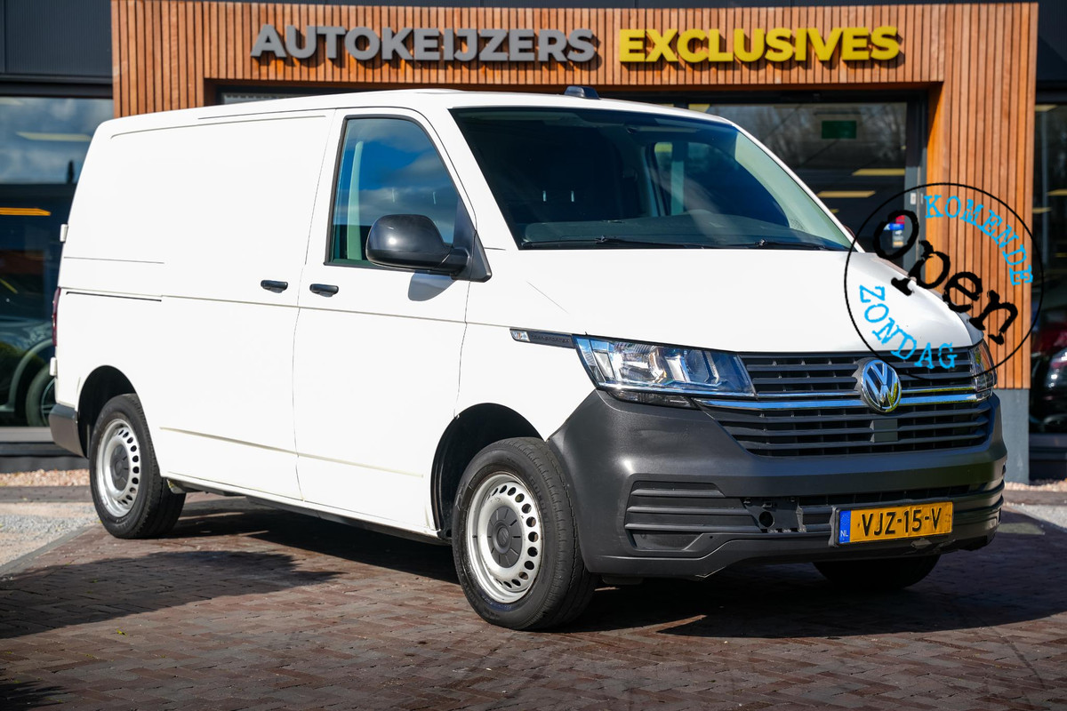 Volkswagen Transporter 2.0 TDI L1H1 28 Cruise Airco PDC Carplay Volkswagen Transporter 2.0 TDI L1H1 28 Cruise Airco PDC Carplay
