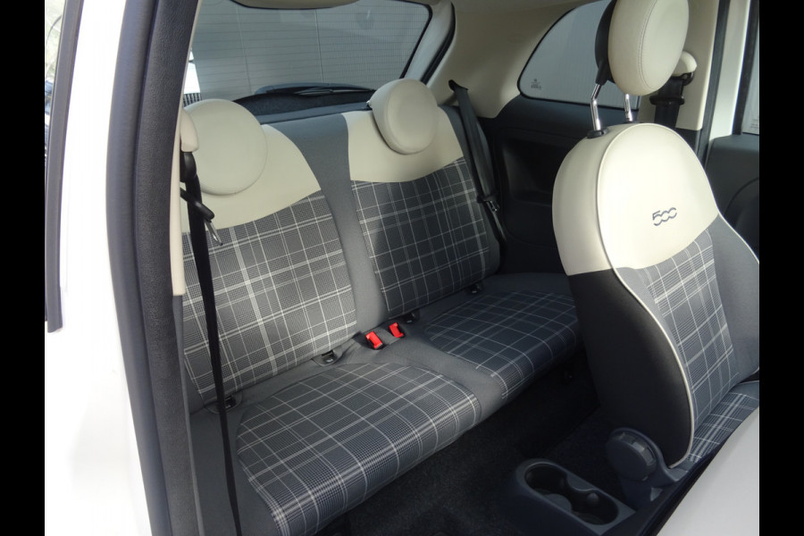 Fiat 500 1.2 * PANORAMADAK * NAVI * GOED ONDERH. !! Fiat 500 1.2 * PANORAMADAK * NAVI * GOED ONDERH. !!
