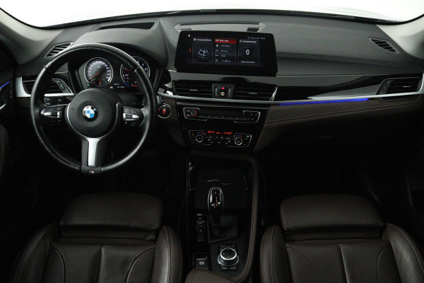 BMW X1 SDrive18i Business Edition (NAVIGATIE, STOELVERWARMING, HEAD-UP, SFEEVERLICHTING, 1e EIGENAAR, DEALER ONDERHOUDEN) BMW X1 SDrive18i Business Edition (NAVIGATIE, STOELVERWARMING, HEAD-UP, SFEEVERLICHTING, 1e EIGENAAR, DEALER ONDERHOUDEN)