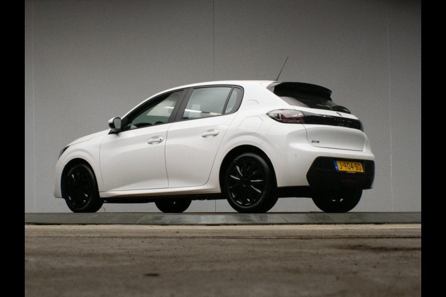 Peugeot 208 1.2 PureTech Active Sport (APPLE CARPLAY,NAVI,CRUISE,PDC,CLIMATE,LED,WHITE EDITION,SPORTSTOELEN,NETTE STAAT) Peugeot 208 1.2 PureTech Active Sport (APPLE CARPLAY,NAVI,CRUISE,PDC,CLIMATE,LED,WHITE EDITION,SPORTSTOELEN,NETTE STAAT)
