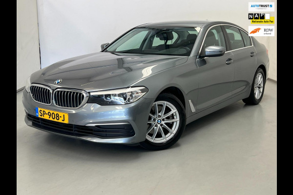 BMW 5 Serie 520i / NL-auto / Trekhaak / Stoelverwarming