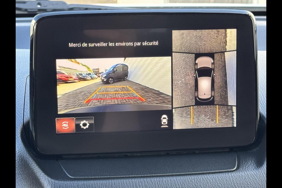 Mazda CX-3 2.0 SkyActiv-G 121 Signature Adaptive cruise Climate control Head-up display 360 camera BOSE Apple Carplay Android Auto Mazda CX-3 2.0 SkyActiv-G 121 Signature Adaptive cruise Climate control Head-up display 360 camera BOSE Apple Carplay Android Auto