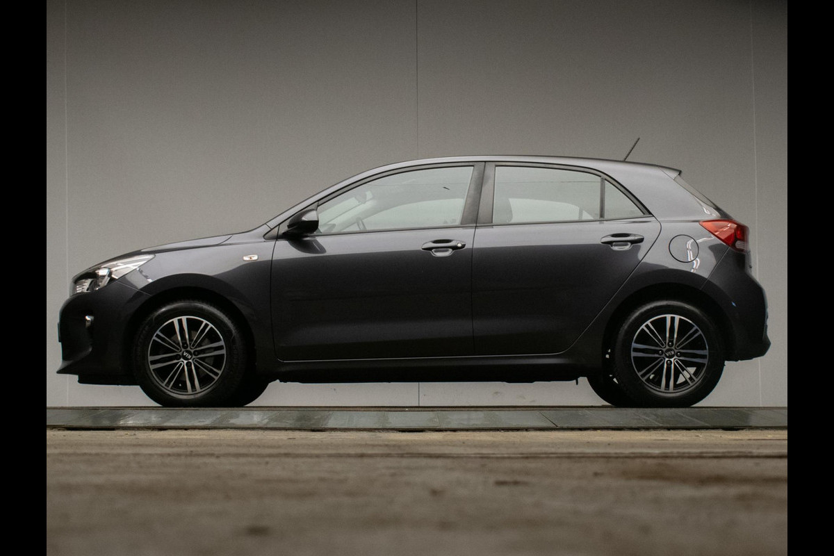 Kia Rio 1.0 TGDI ComfortPlusLine Navigator Sport (NAVI,CRUISE,CAMERA,LED,DAB,ELEKTRISCH PAKKET,SPORTSTOELEN,LM VELGEN,NETTE STAAT)