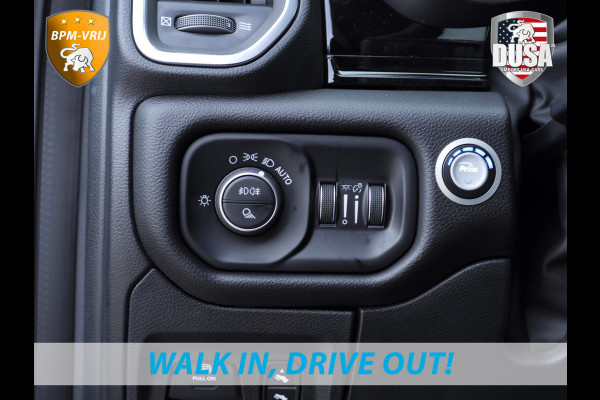 Dodge Ram 1500 | Laramie | Night Edition | 3.0L I6 Hurricane | Crew Cab | 4X4 | BPM VRIJ | Niveau regeling | Passenger Display | Getoonde accessoires zijn verkrijgbaar tegen meerprijs