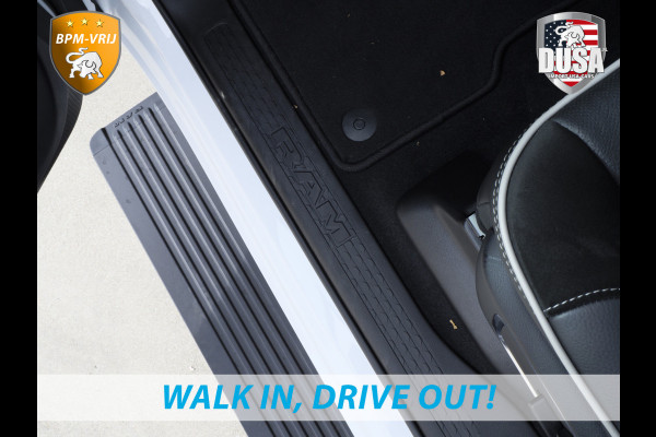 Dodge Ram 1500 | Laramie | Night Edition | 3.0L I6 Hurricane | Crew Cab | 4X4 | BPM VRIJ | Niveau regeling | Passenger Display | Getoonde accessoires zijn verkrijgbaar tegen meerprijs