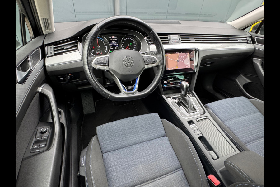 Volkswagen Passat Variant 1.4 TSI PHEV GTE * Trekhaak * Matrix Led * Travel Assist *