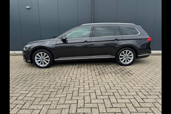 Volkswagen Passat Variant 1.4 TSI PHEV GTE * Trekhaak * Matrix Led * Travel Assist *