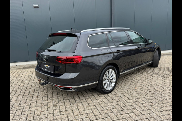 Volkswagen Passat Variant 1.4 TSI PHEV GTE * Trekhaak * Matrix Led * Travel Assist *