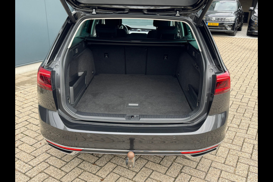 Volkswagen Passat Variant 1.4 TSI PHEV GTE * Trekhaak * Matrix Led * Travel Assist *