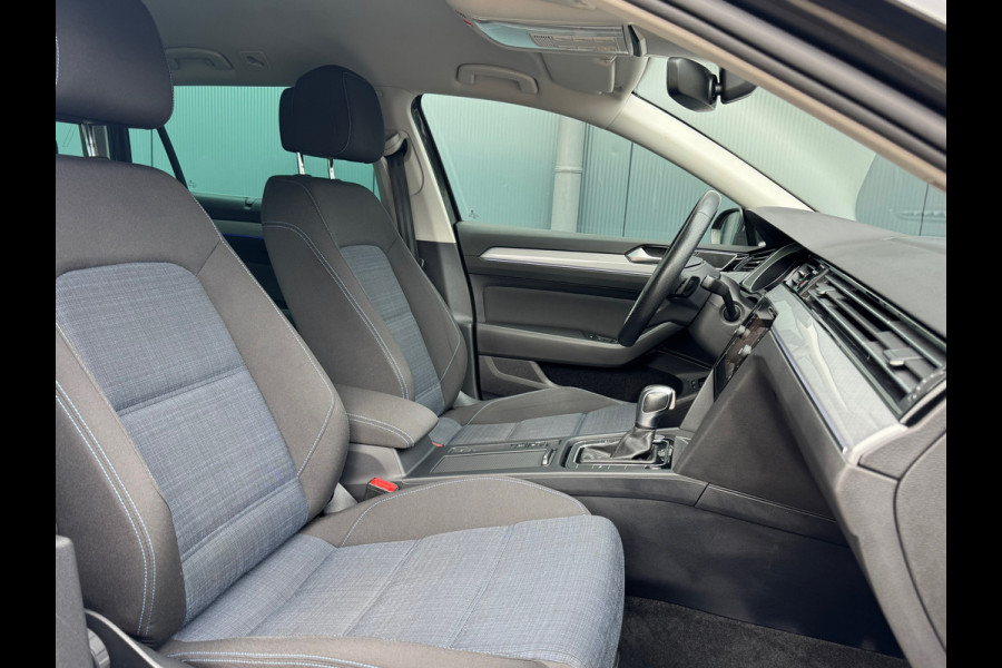 Volkswagen Passat Variant 1.4 TSI PHEV GTE * Trekhaak * Matrix Led * Travel Assist *