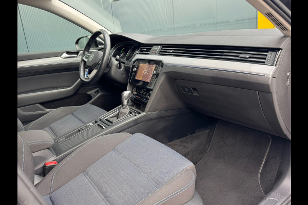 Volkswagen Passat Variant 1.4 TSI PHEV GTE * Trekhaak * Matrix Led * Travel Assist *