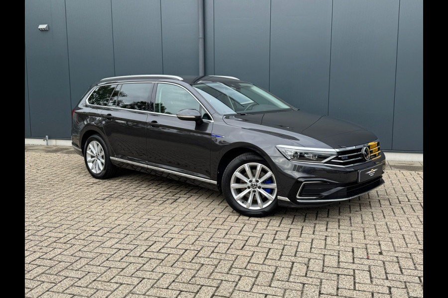 Volkswagen Passat Variant 1.4 TSI PHEV GTE * Trekhaak * Matrix Led * Travel Assist *
