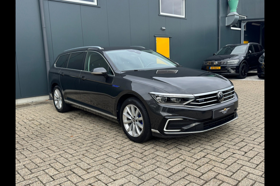 Volkswagen Passat Variant 1.4 TSI PHEV GTE * Trekhaak * Matrix Led * Travel Assist *