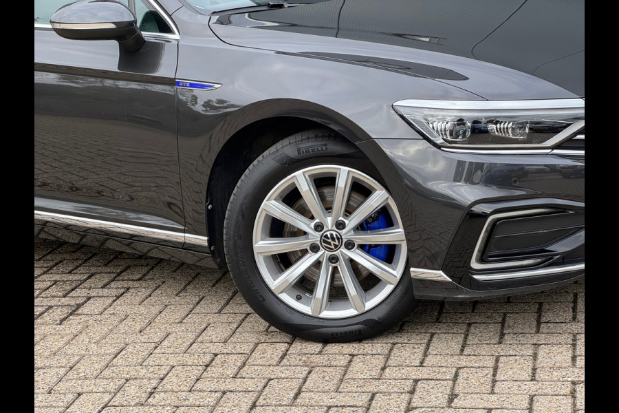Volkswagen Passat Variant 1.4 TSI PHEV GTE * Trekhaak * Matrix Led * Travel Assist *