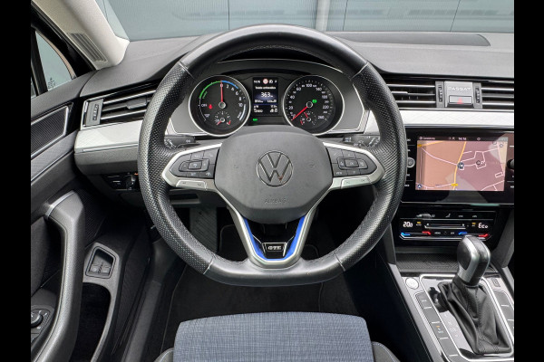 Volkswagen Passat Variant 1.4 TSI PHEV GTE * Trekhaak * Matrix Led * Travel Assist *