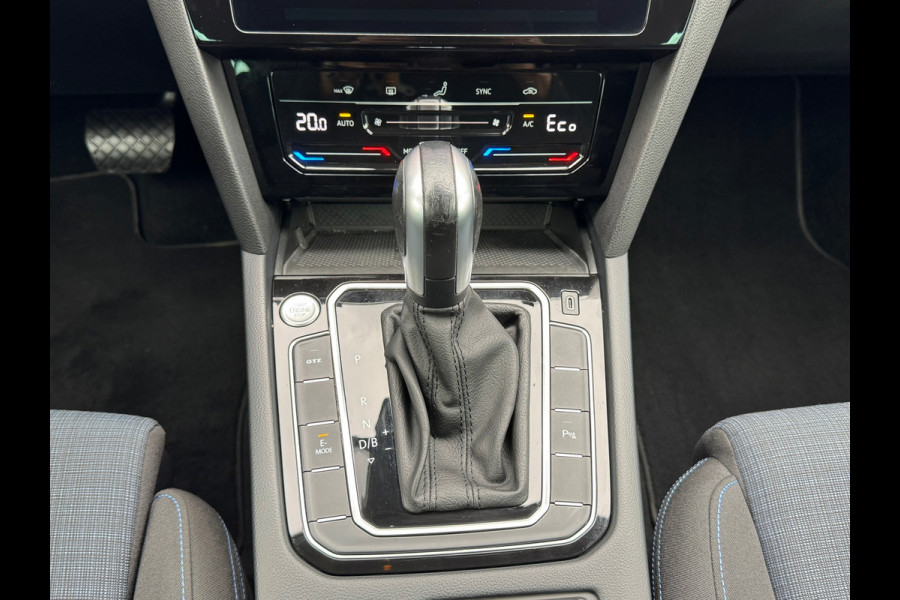 Volkswagen Passat Variant 1.4 TSI PHEV GTE * Trekhaak * Matrix Led * Travel Assist *